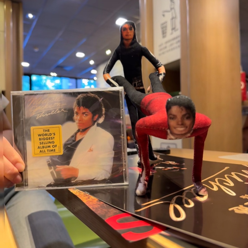 Nowa Lalka Michaela Jacksona w – Evoker Cosplay Prop recenzja i cena